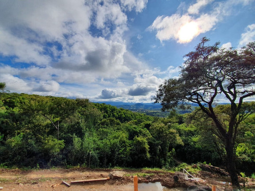 Venta Lote Jícama I Con Vistas Espectaculares Y Buena Ubicación Con Todos Los Servicios Y Proyecto Incluído En Fracc Rancho San Diego Ixtapan De La Sal Edomex