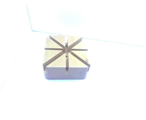 Base De Madera P/ Extraer Pernos Mallas Metal