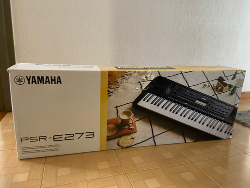 Piano Yamaha Psr E263 Estuche + Base + Dvd + Atril