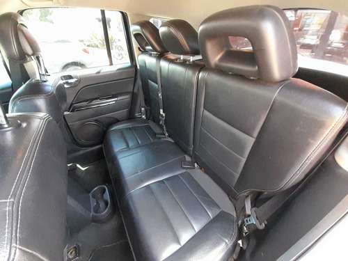 Imagen 9 de 18 de Jeep Compass 2.4 Limited 2012