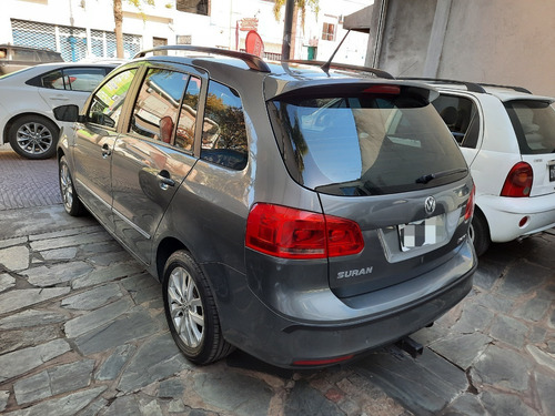 Imagen 4 de 7 de Volkswagen Suran 1.6 Highline I-motion 2013