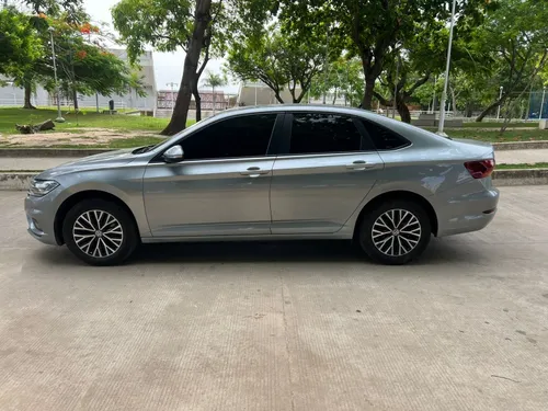 New Jetta Comfortline 1.4 Turbo Automático