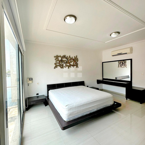 Disfruta De Unas Vacaciones En Familia En El Conjunto Residencial Casas Bote C