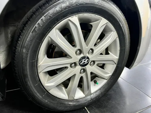Hyundai Elantra I35 Mt 4x2 1.6
