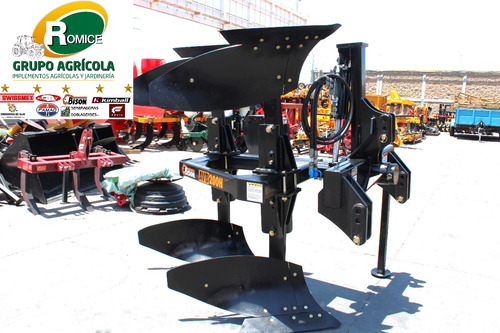 Arado De 2 Rejas Hidraulico Reversible Marca Bison Nuevo