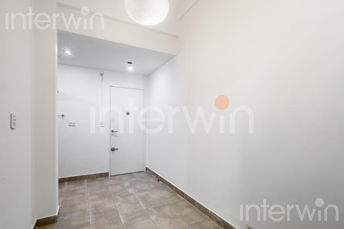 Departamento - 2 Ambientes - Con Balcón - Recoleta - Venta