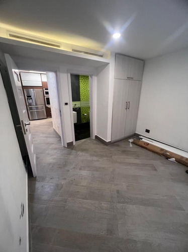 Imagen 2 de 15 de Rivero Bienes Raíces Vende Casa En Urb El Piñal / 04124959888