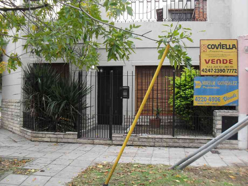 Casa En Venta En Lanus Este