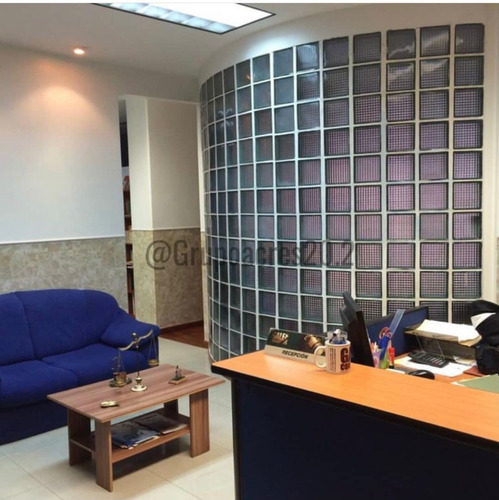 Imagen 2 de 8 de Venta De Oficina Local En Carrizal Cc La Cascada Rzx