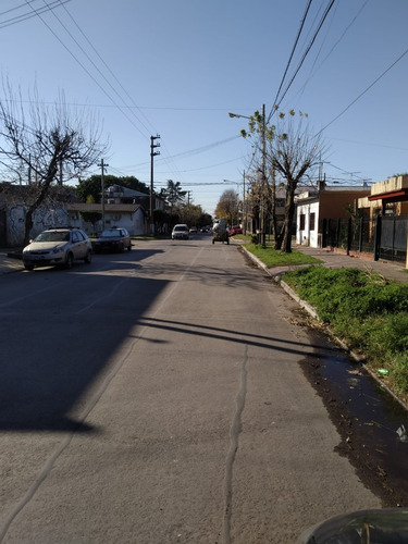 Imagen 3 de 17 de Dos Viviendas En Un Lote De 390 Mts2. Excelente Ubicación!!!