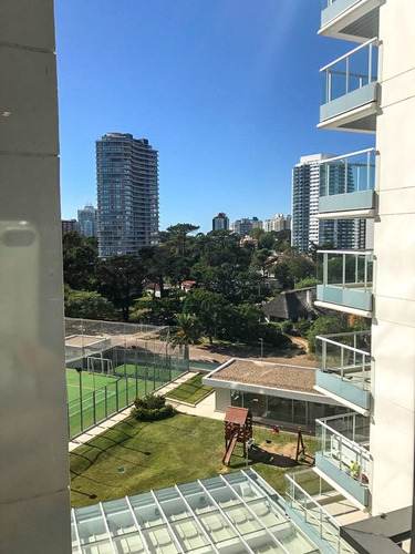 Imagen 12 de 15 de Apartamento En Venta De 2 Dormitorios En Playa Mansa (ref: Lij-5397)