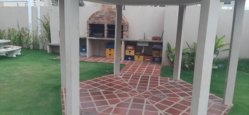 Imagen 6 de 18 de Cv-944 Zona Norte Townhouse En Residencias Las Islas Las Aves