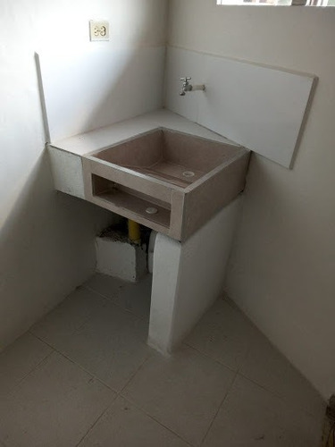Apartaestudio En Arriendo Laureles 447-10102