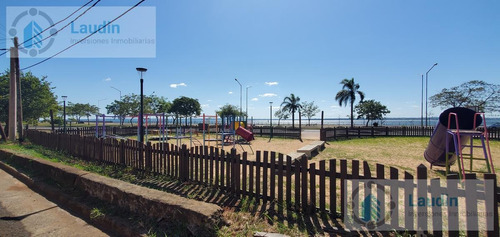 Imagen 6 de 13 de Se Vende Importante Casa Frente A Costanera - Posadas