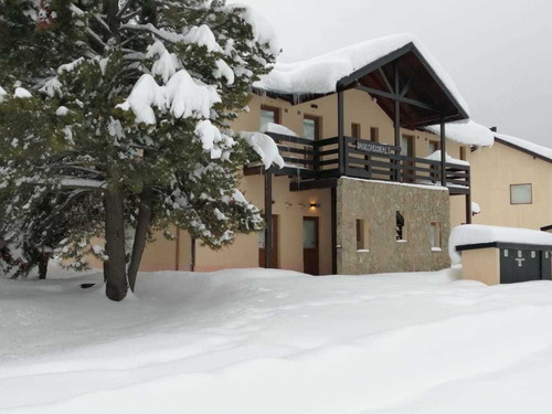 Imagen 4 de 15 de Cabaña En Villa Catedral, Bariloche