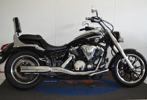 Yamaha Midnight Star Preta
