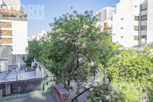 Imagen 6 de 22 de Venta Duplex 2 Ambientes Al Frente, Con Toilette Y Balcón Apto Profesional En Belgrano