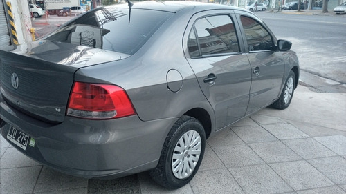 Volkswagen Voyage 1.6 Comfortline Plus 101cv 2012