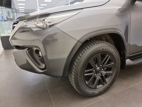 Toyota Hilux Sw4 Tdi Srx 4x4 At 7 Asientos 2020 - Lenken