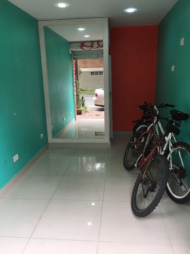 Imagen 2 de 4 de Locales En Arriendo Alcala 1074-675