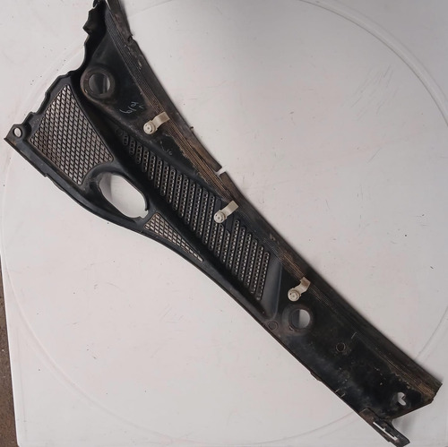 Rejillas Tolva Limpia Parabrisa Izq Renault Clio 1.6 4c 2008 (Usado)