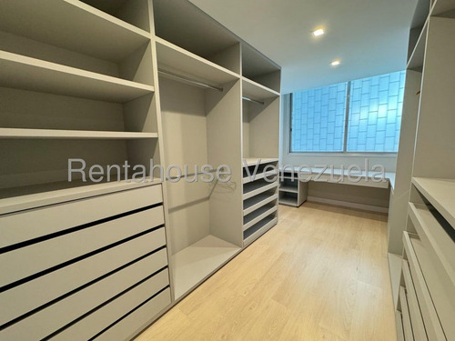 Apartamento En Venta En Altamira Chacao Remodelado Angela Tochon Equipado