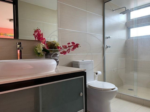 Imagen 27 de 30 de Casa En Venta En Satélite. Con Amplios Espacios.