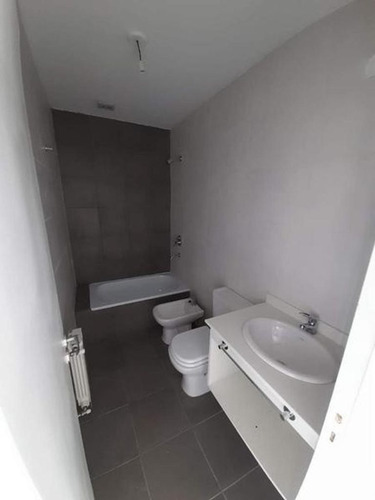 Imagen 5 de 5 de Venta Duplex En La Calandria