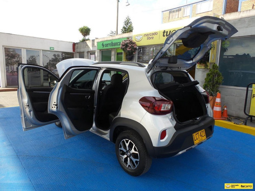 Imagen 12 de 25 de Renault Kwid Outsider