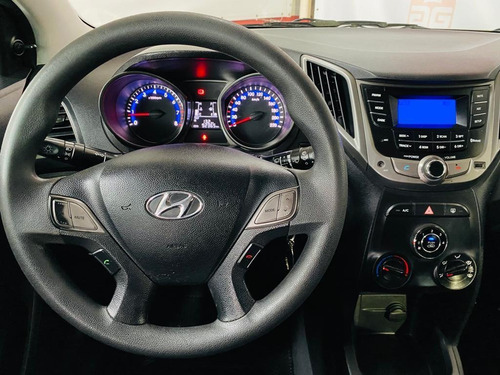 Imagem 5 de 13 de Hyundai Hb20 1.6 Comfort Flex Manual