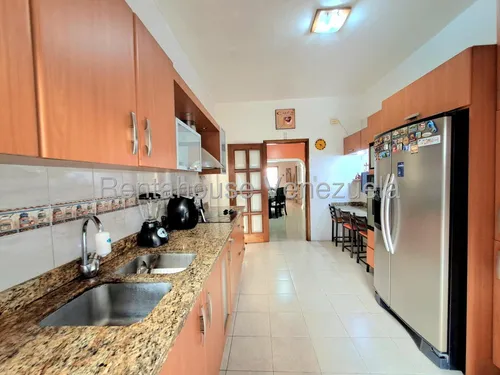 Casa En Venta Los Palos Grandes