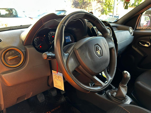 Renault Duster Zen 1.6l 5mt 4x2