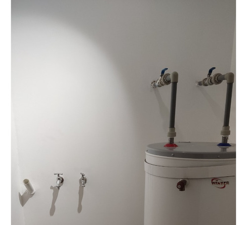 Amplio Depto. Cómo Nuevo En Condominio, 80 Mt2. 2d 2b 1e