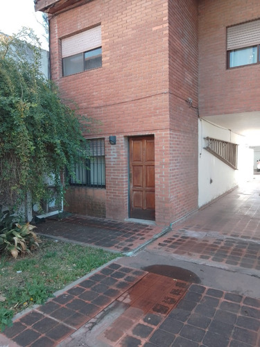 Imagen 2 de 21 de En 527 9 Y 10, En Venta Duplex De Tres Dormitorios, Patio Y Cochera