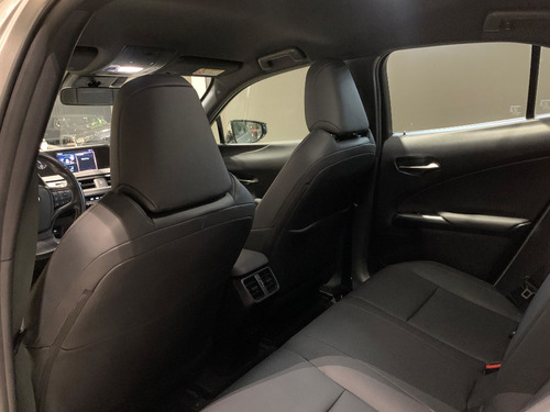 Lexus Ux 250h 2.0 Vvt-i Hybrid Dynamic Cvt