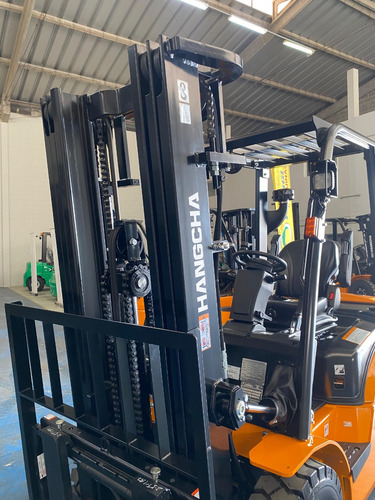 Empilhadeira Hangcha Diesel 2,5 Toneladas Triplex