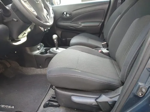 Nissan Versa 1.6 Sense At