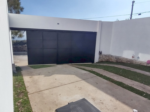 Casa Minimalista Nueva En Lomas Tetela, Cuernavaca Morelos.