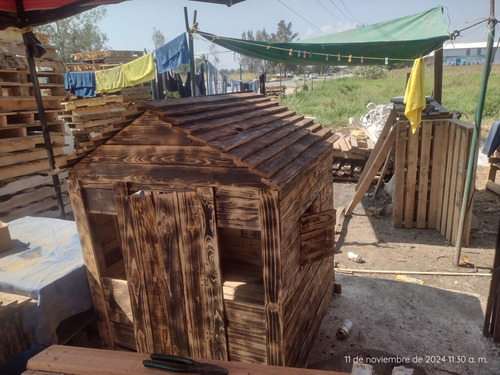 Casas De Madera Y Muebles Rusticos