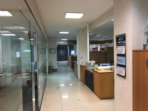 Venta Local Centro Depósito Terreno Altura 1600 M2