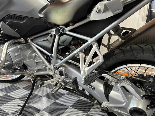Imagen 12 de 15 de Impecable Bmw R1200gs Con 9000 Km 2014 + Opcionales