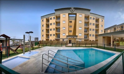 Apartamento Aconchegante Com 2 Dormitórios, Ar-condicionado, Banheiro Social Com Box, Sala Com 2 Ambientes E Sacada/varanda, Cozinha Tipo Americana, Área De Serviço, Piso Frio, 1 Vaga De Garagem.