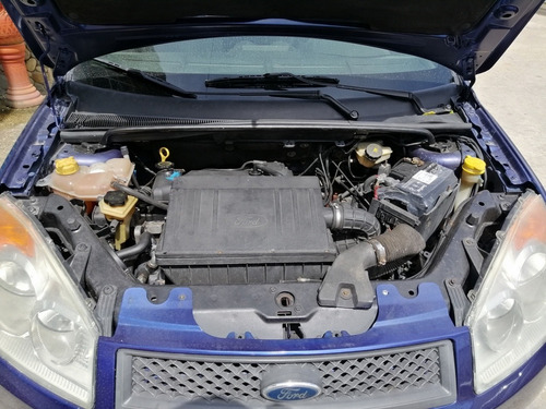 Imagen 10 de 11 de Ford Fiesta Max Automatico