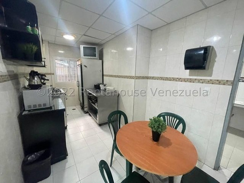 Imagen 18 de 30 de */* Jose Lopez 0414-5533925/ Edificio En Alquiler Zona Centro De Barquisimeto Lara, Venezuela , Codigo 23-6687 $ 1800 0 Baños 1200 M²