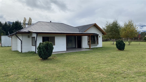 2 Casas Con Conectividad A Camino Internacional - Palguin