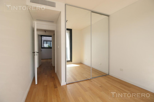 Departamento En Venta De 3 Ambientes Con Balcón En Liniers