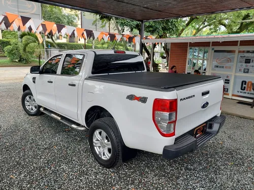 Ford Ranger 3.2 XL MT