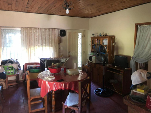 Quinta En Venta - 3 Dormitorios 1 Baño - Cochera - 7.872mts2 - Punta Indio