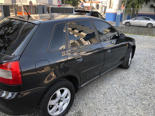 Imagem 2 de 11 de Audi A3 1.8 Aspirado