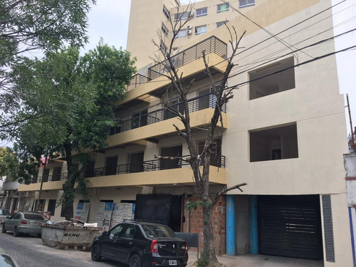 Imagen 5 de 10 de Amplio 2 Ambientes A Estrenar A Metros De Juan B Justo